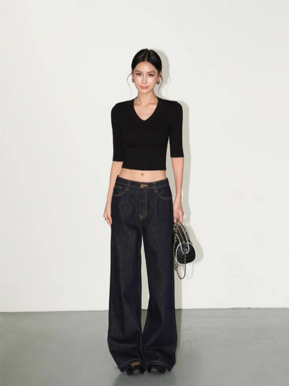 Felicity V-Collar Mid Sleeves Top