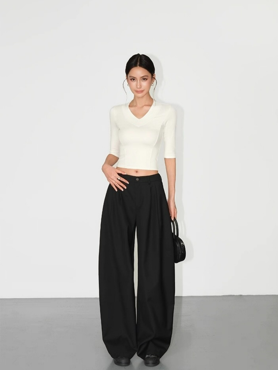 Felicity V-Collar Mid Sleeves Top