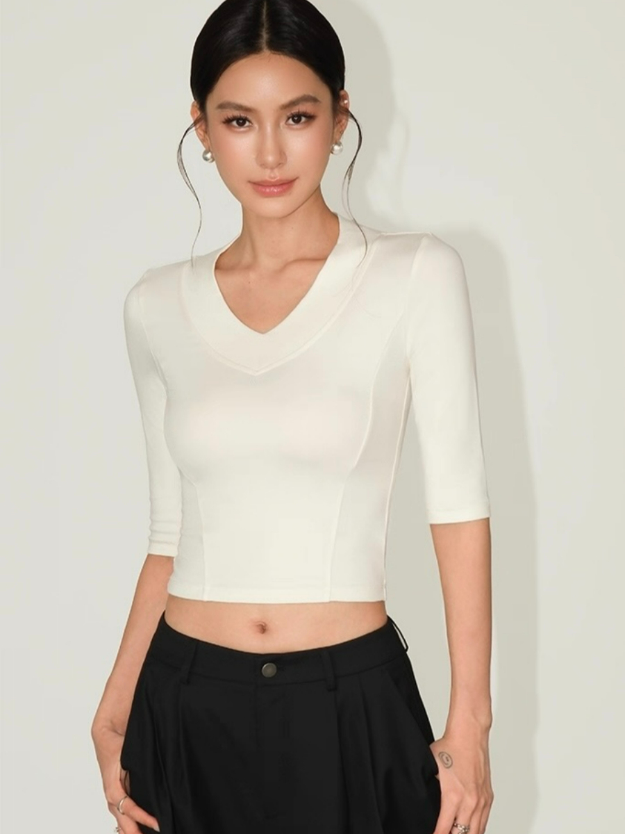 Felicity V-Collar Mid Sleeves Top