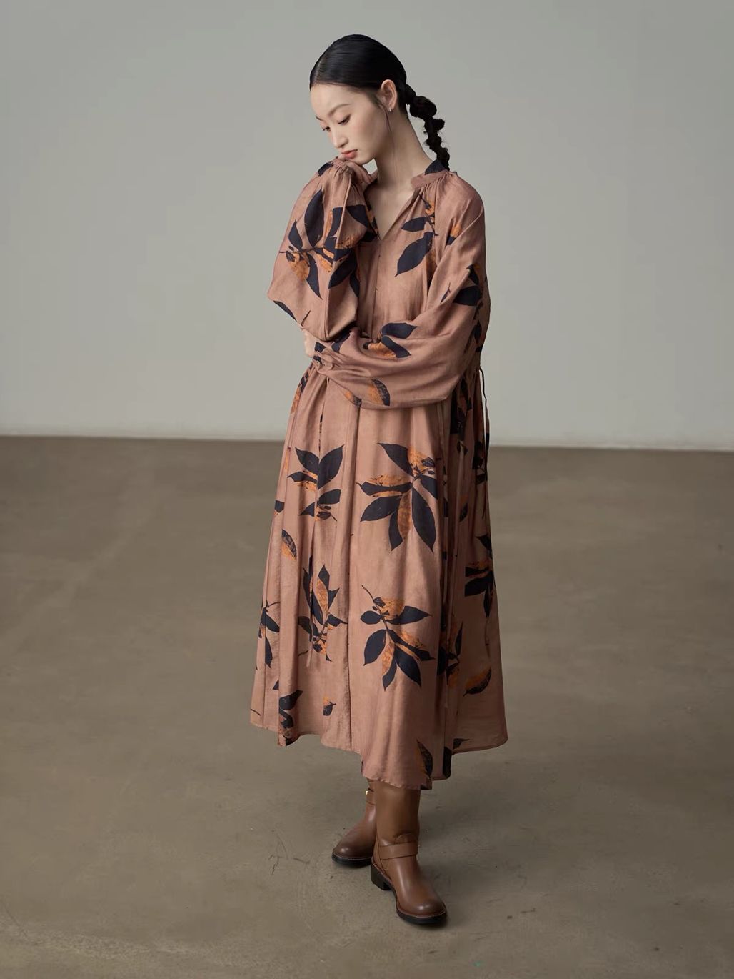 Ai Chuang Vintage Botanical-Print V-Neck Maxi Dress