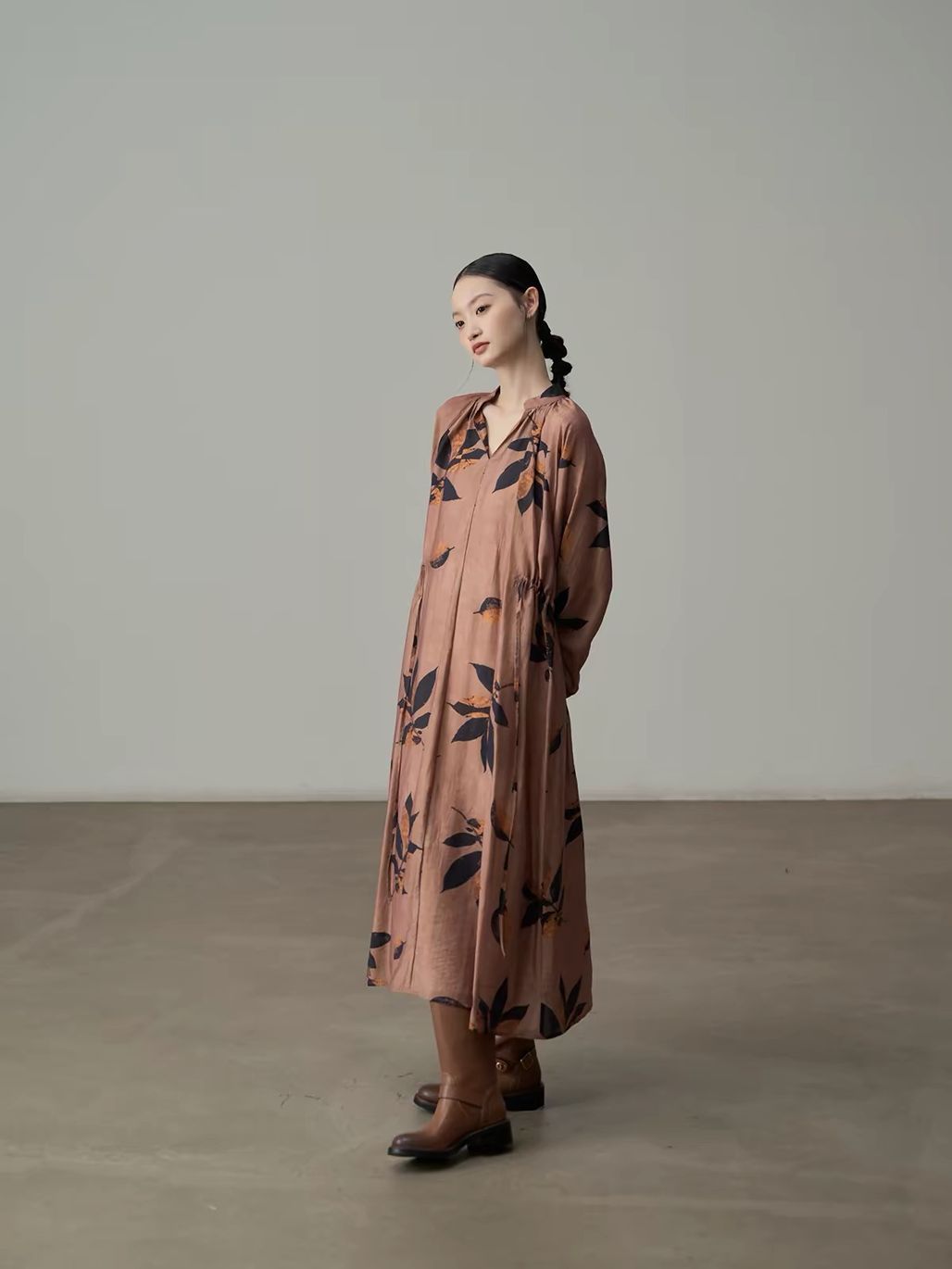 Ai Chuang Vintage Botanical-Print V-Neck Maxi Dress