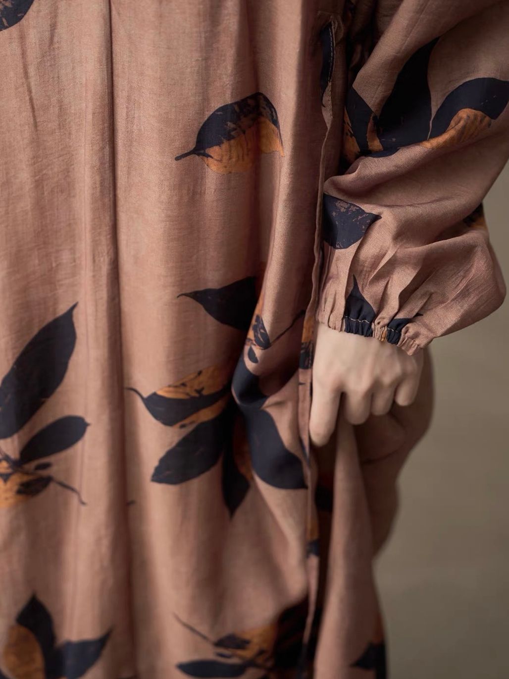 Ai Chuang Vintage Botanical-Print V-Neck Maxi Dress