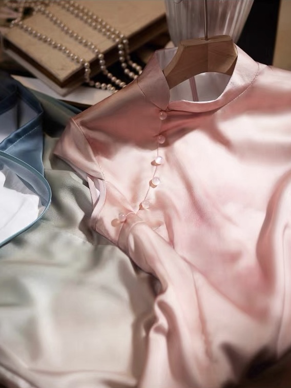 Ci Ai Gradient Colour Cheongsam