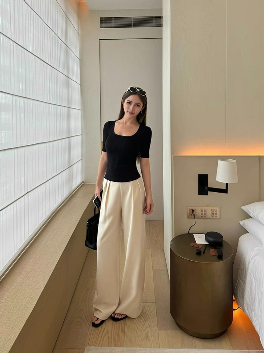 Fallyn Straight Cut Pants