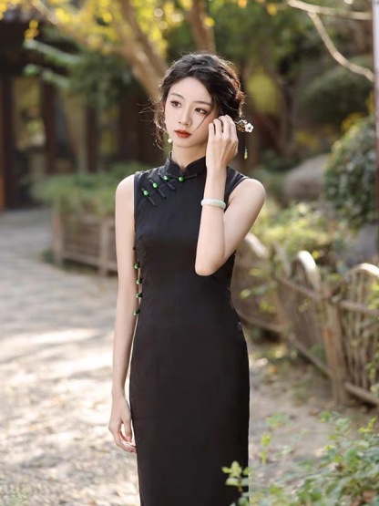 Ci Cheng Jacquard Sleeveless Cheongsam