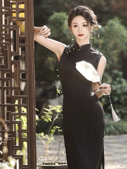 Ci Cheng Jacquard Sleeveless Cheongsam