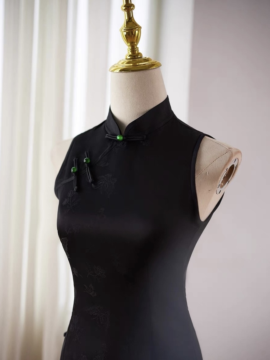 Ci Cheng Jacquard Sleeveless Cheongsam