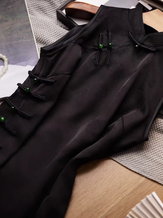 Ci Cheng Jacquard Sleeveless Cheongsam