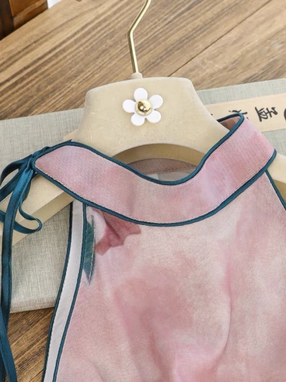 Ci Ding Sleeveless Floral Cheongsam