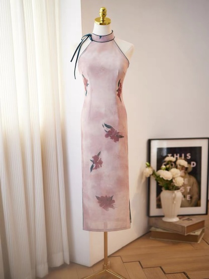 Ci Ding Sleeveless Floral Cheongsam