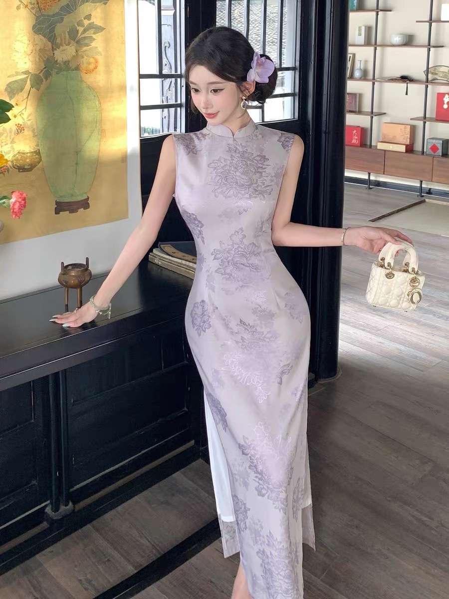 Ci Fei Floral Cheongsam