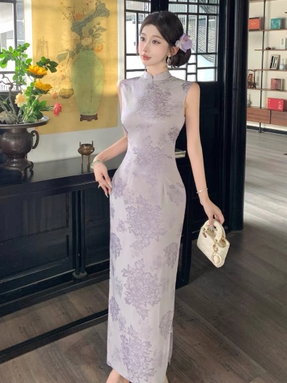 Ci Fei Floral Cheongsam