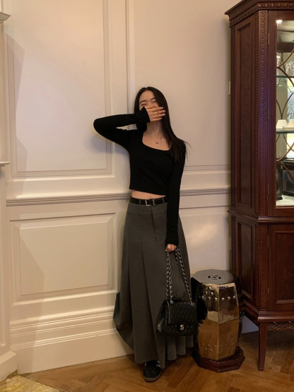 Sherly Square Neck Long Sleeve Crop Top-The Black Bow-