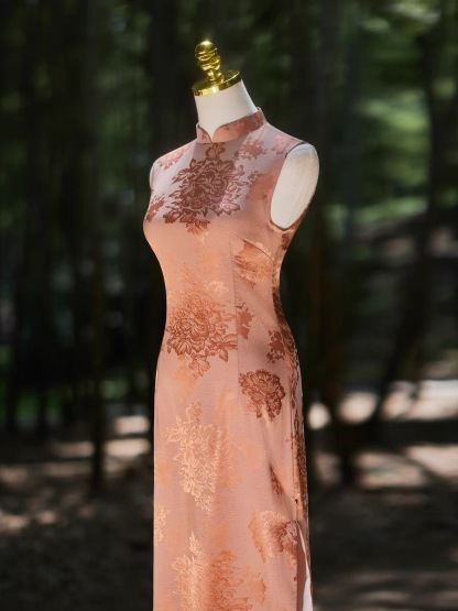 Ci Fei Floral Cheongsam