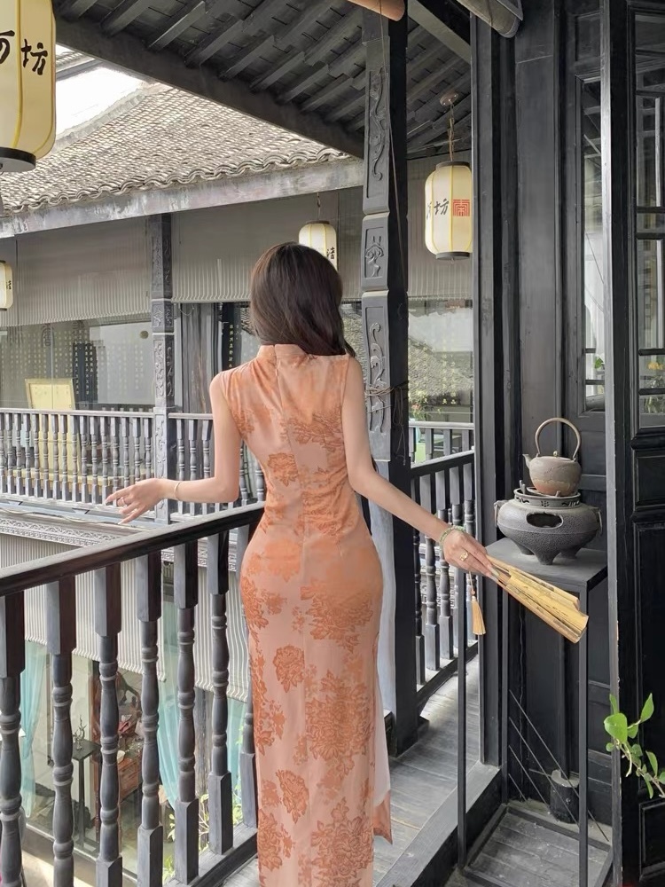 Ci Fei Floral Cheongsam