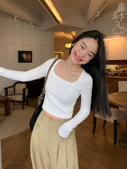 Sherly Square Neck Long Sleeve Crop Top-The Black Bow-