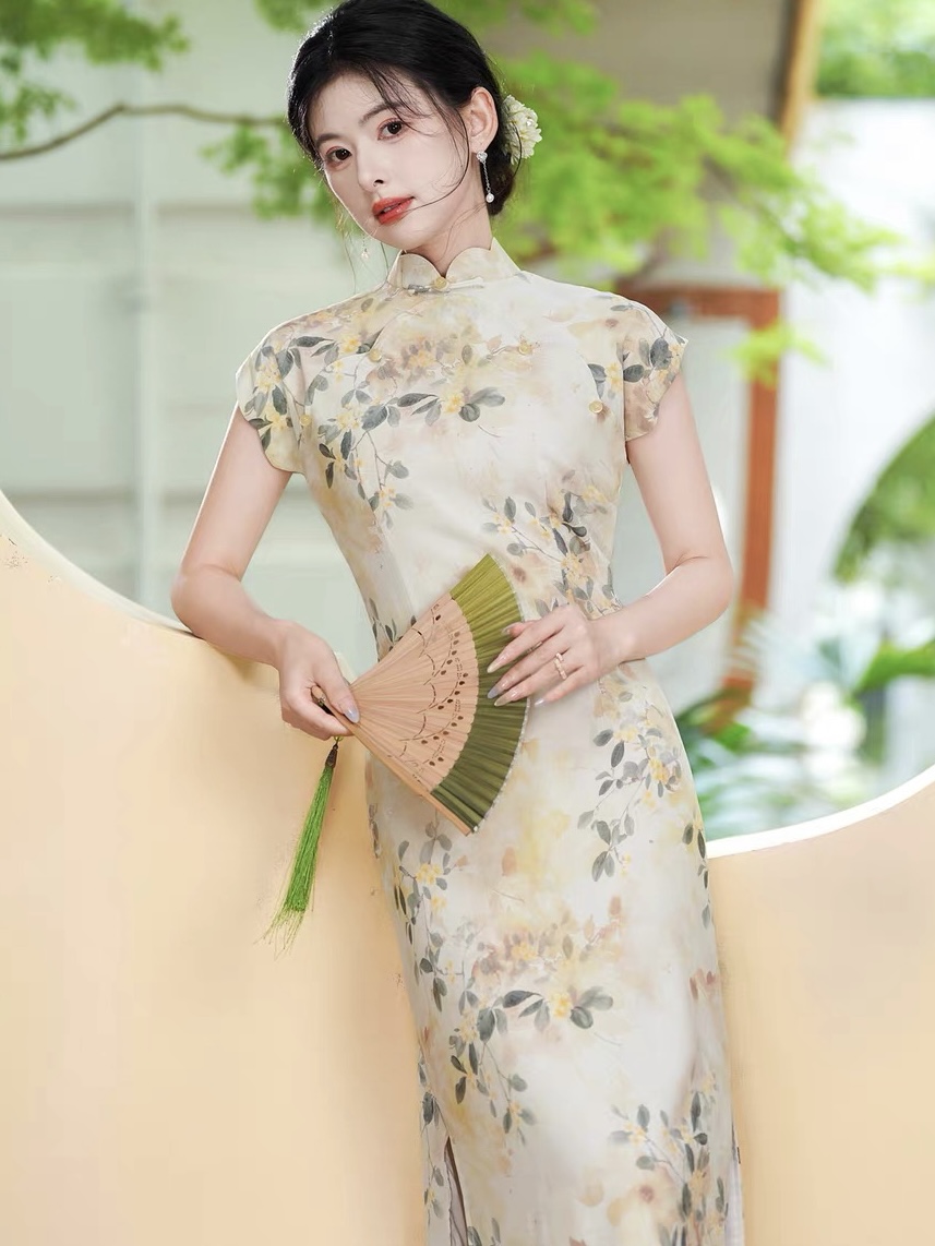Ci Fang Cao Sleeve Floral Cheongsam