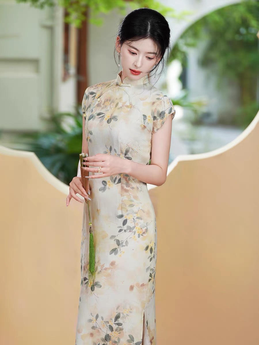 Ci Fang Cao Sleeve Floral Cheongsam
