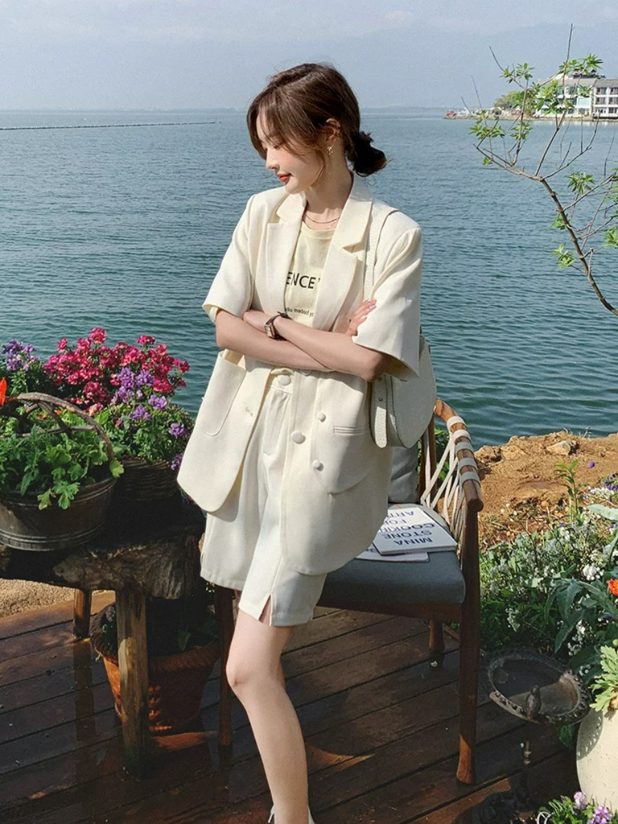 Danica Short Sleeves Blazer & Shorts Set (Discounted-M size)