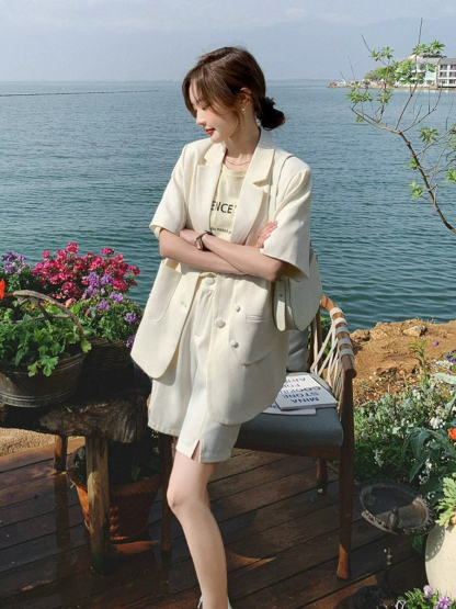 Danica Short Sleeves Blazer & Shorts Set (Discounted-M size)