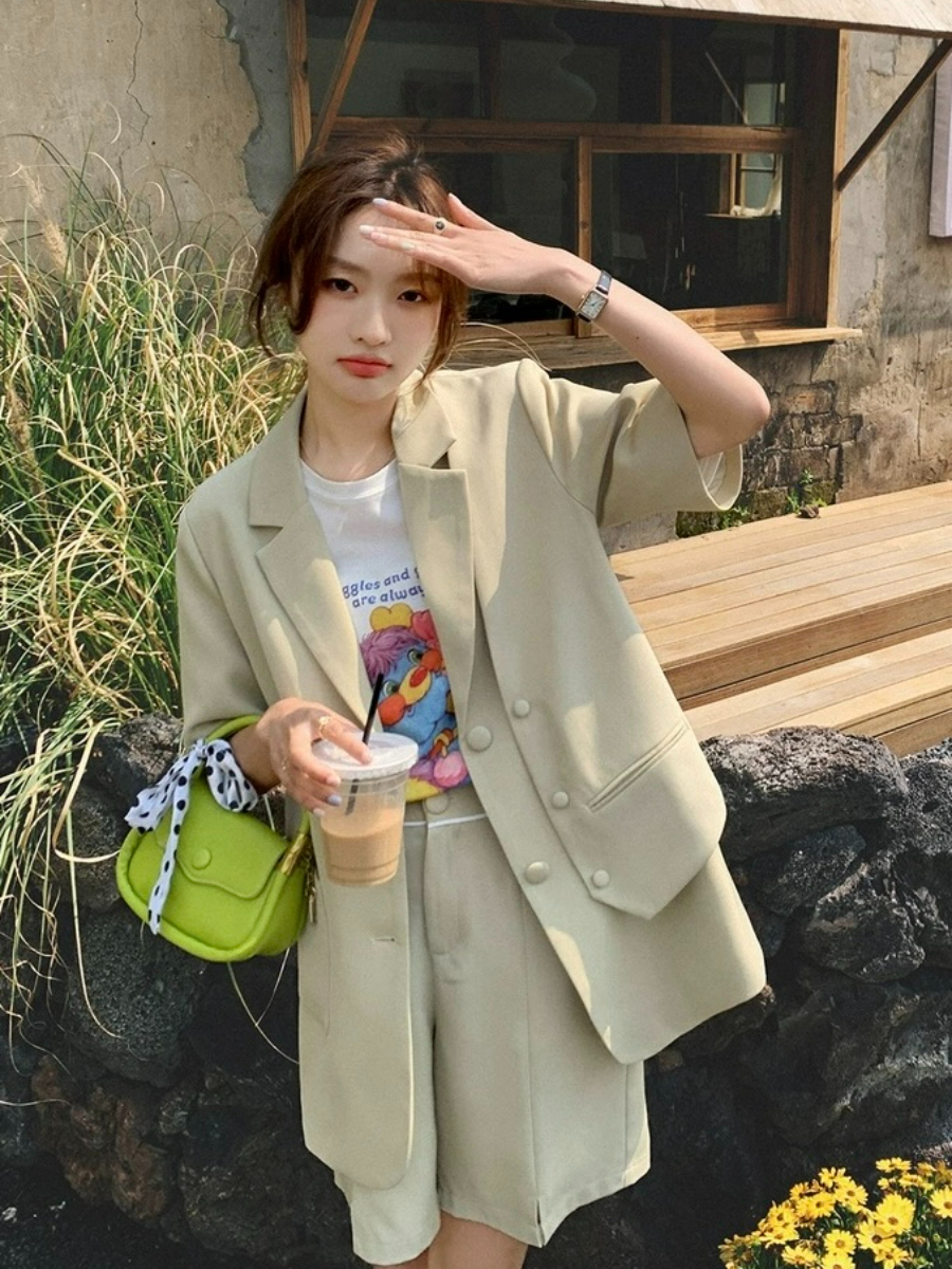 Danica Short Sleeves Blazer & Shorts Set (Discounted-M size)