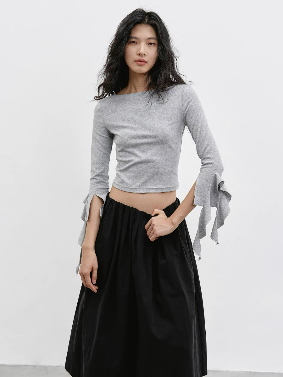 Katty Soft Flare Sleeve Top