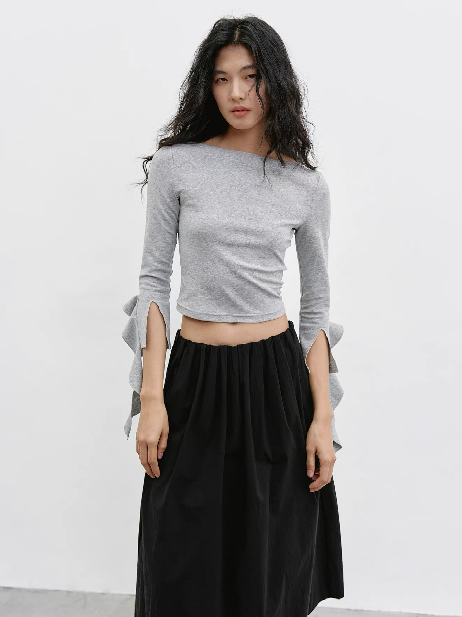 Katty Soft Flare Sleeve Top