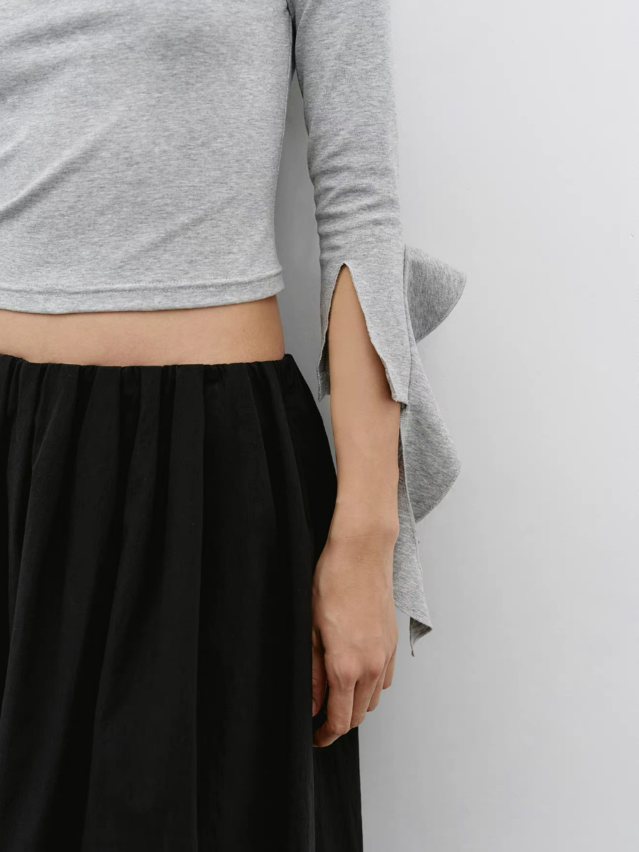 Katty Soft Flare Sleeve Top