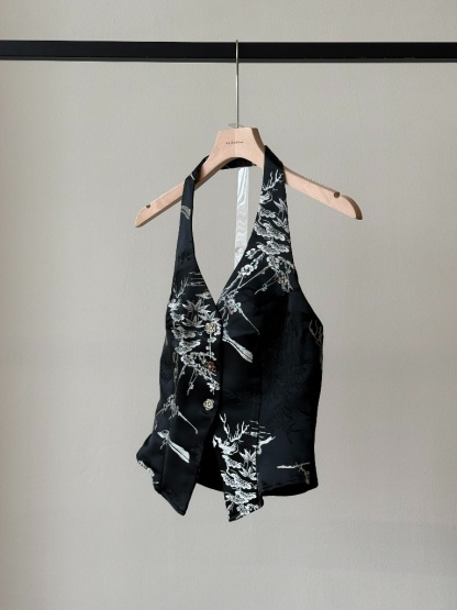 Shuang Mei Halter Neck Oriental Top