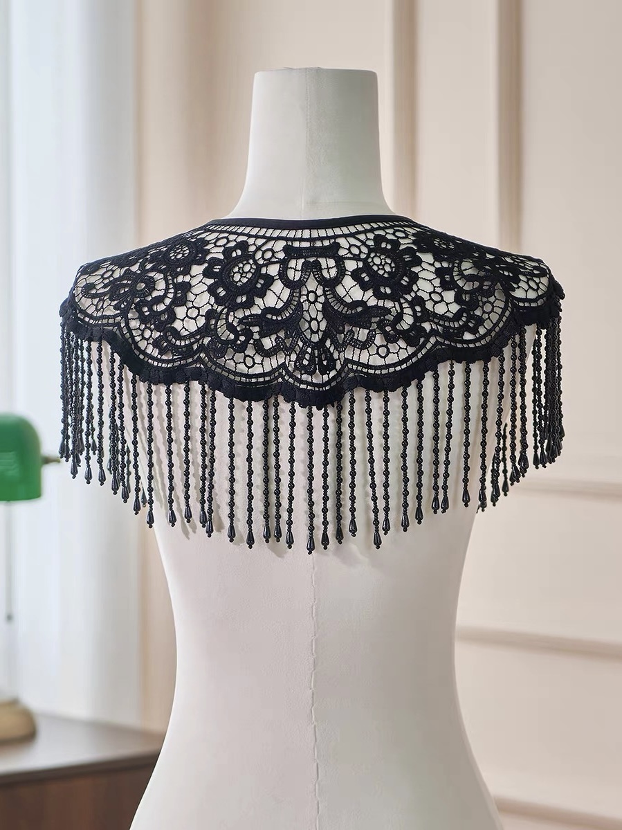 Ci Ju Pearly Lace Shawl