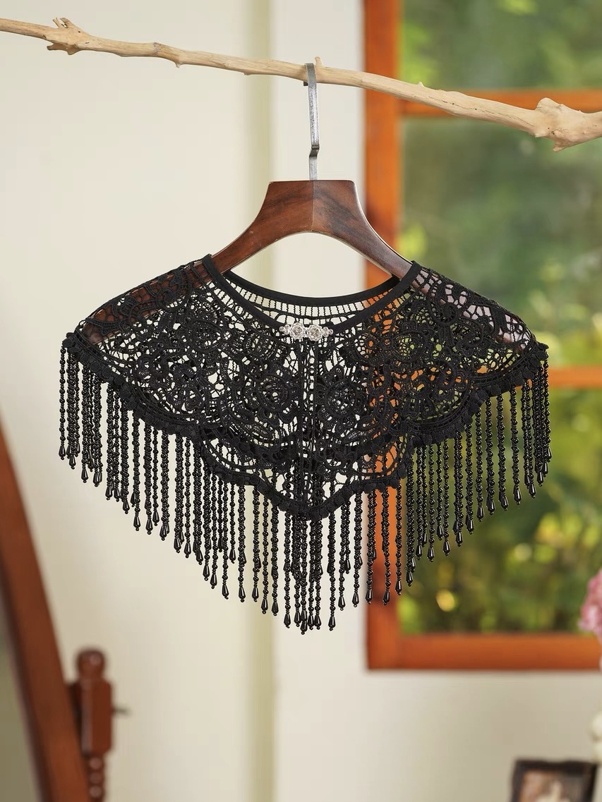 Ci Ju Pearly Lace Shawl
