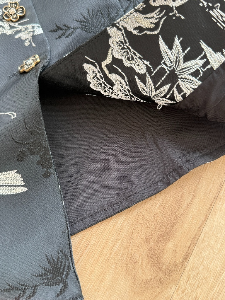 Shuang Mei Halter Neck Oriental Top