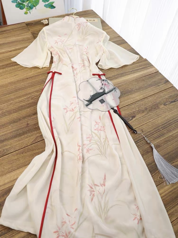 Ci Ling Floral A-Line Cheongsam