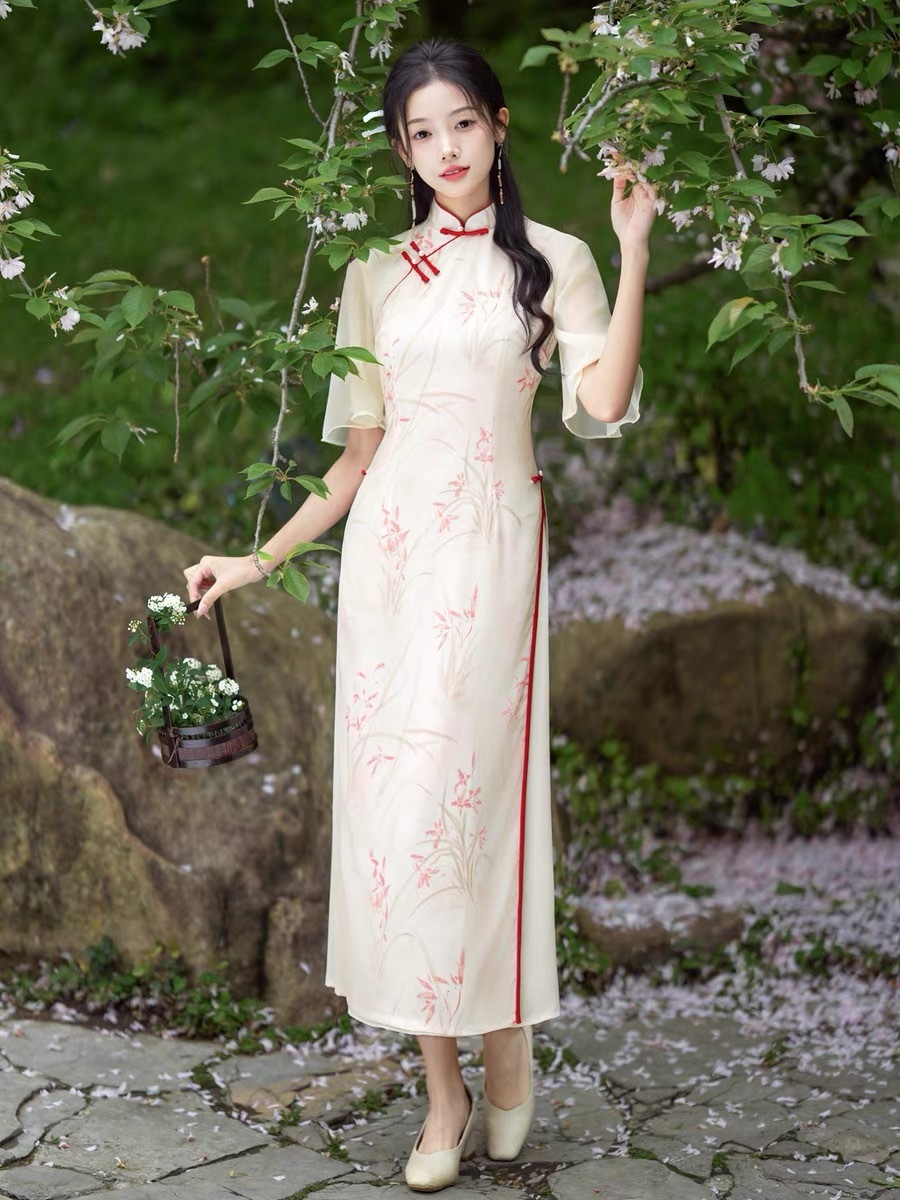 Ci Ling Floral A-Line Cheongsam