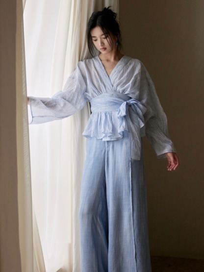 Ishie Tie Waist Kimono Top (Discounted-M size)-The Black Bow-