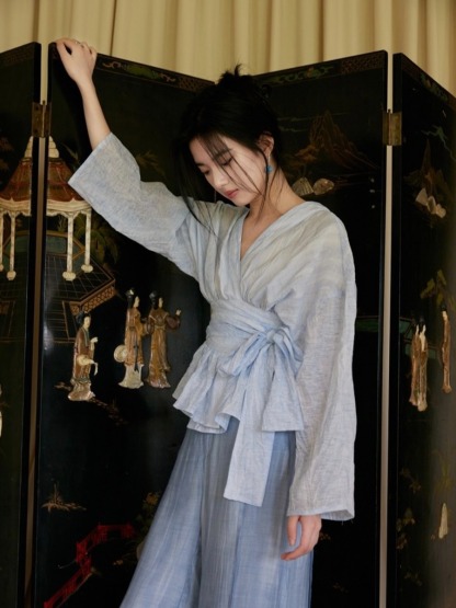 Ishie Tie Waist Kimono Top (Discounted-M size)-The Black Bow-