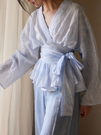 Ishie Tie Waist Kimono Top (Discounted-M size)-The Black Bow-