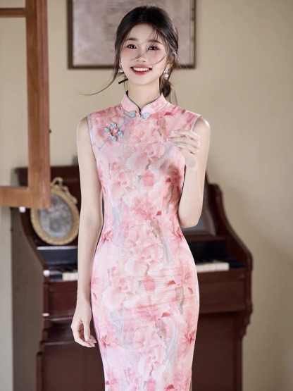Ci Leng Floral Cheongsam