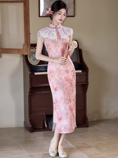 Ci Leng Floral Cheongsam