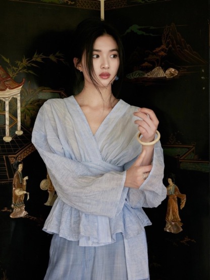 Ishie Tie Waist Kimono Top (Discounted-M size)-The Black Bow-