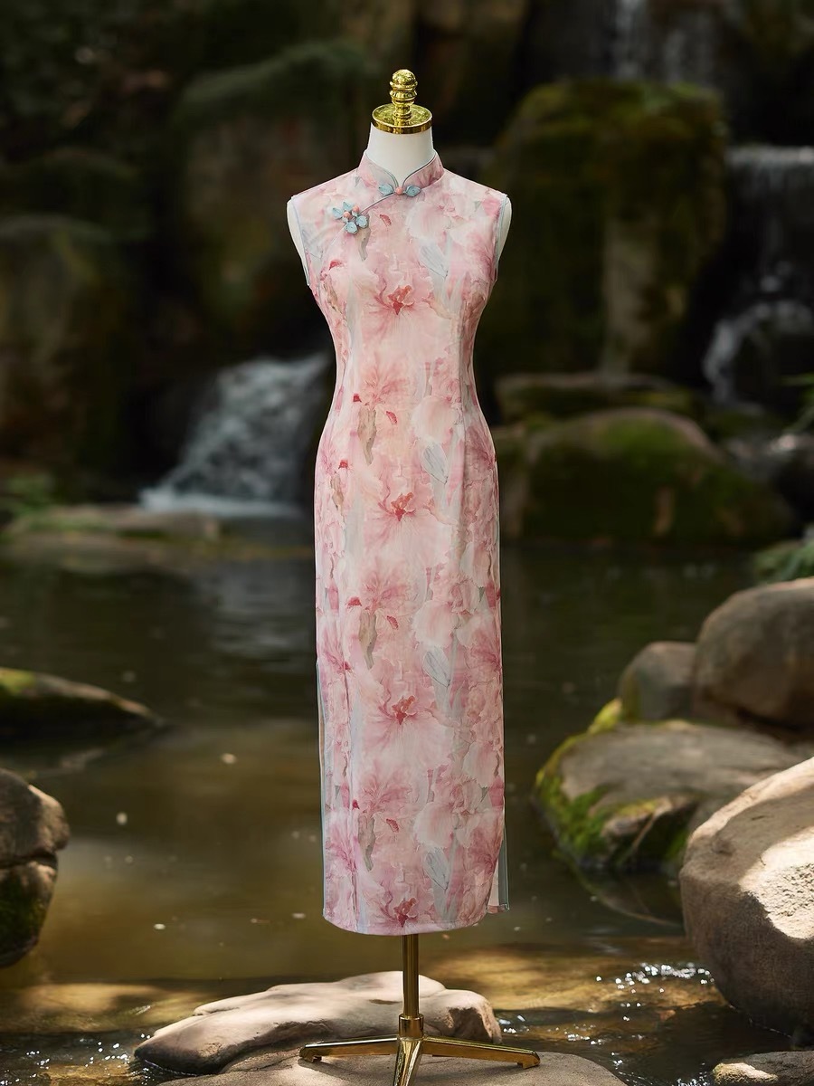 Ci Leng Floral Cheongsam