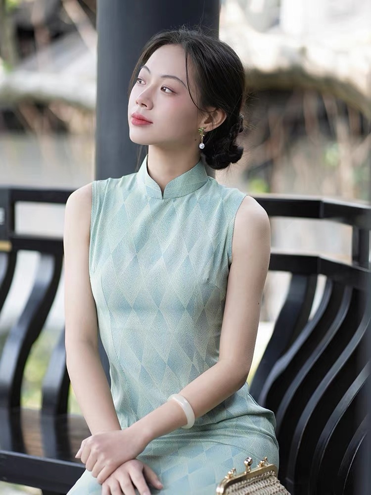 Ci Lu Diamond Shape Printing Sleeveless Cheongsam