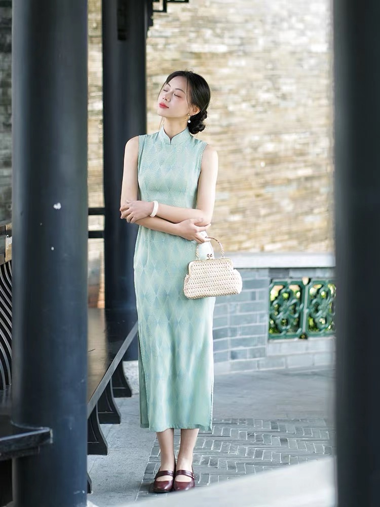 Ci Lu Diamond Shape Printing Sleeveless Cheongsam