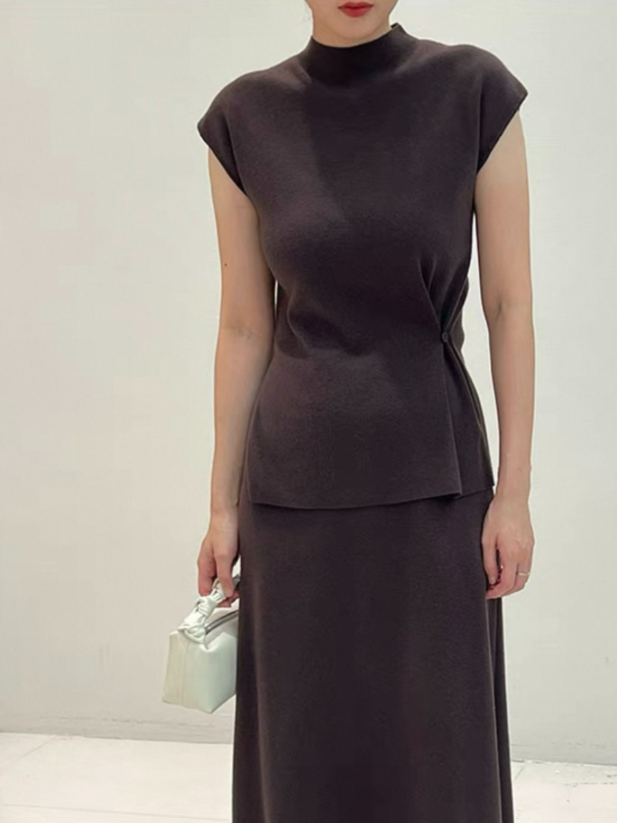 Livye Mid Neck Knit Top with Waist Button-The Black Bow-