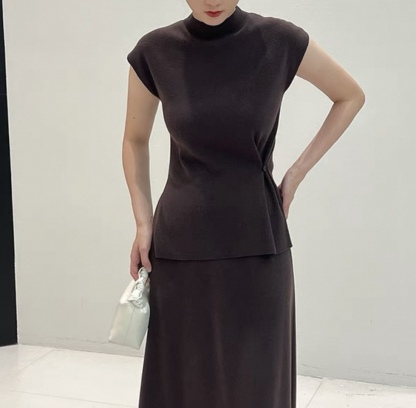 Livye Mid Neck Knit Top with Waist Button-The Black Bow-