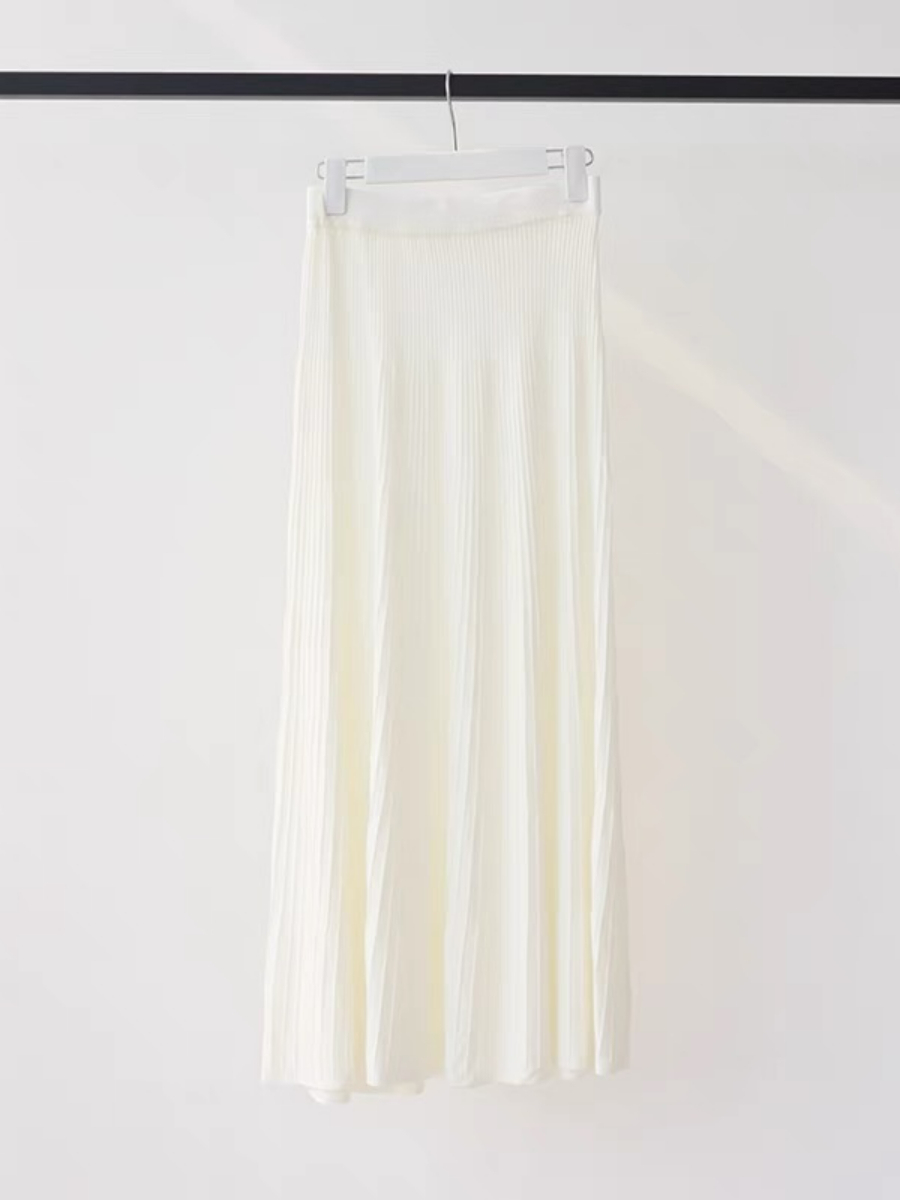 Emma Pleated Maxi Skirt-The Black Bow-