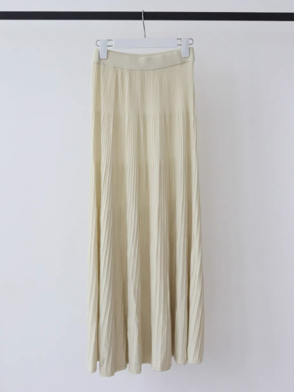 Emma Pleated Maxi Skirt-The Black Bow-
