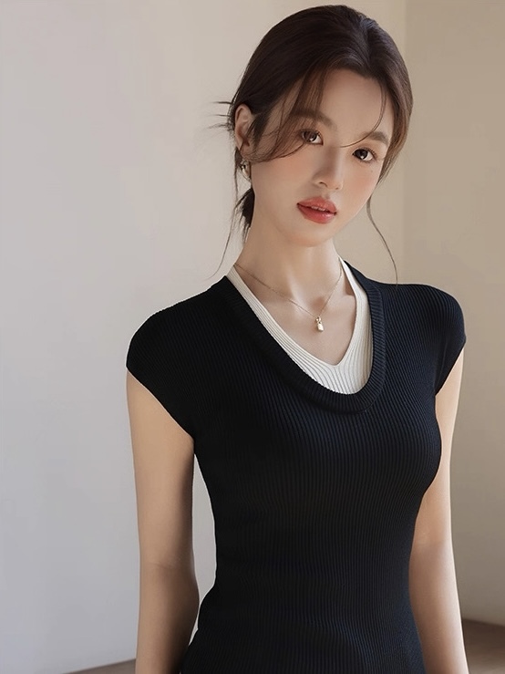 Lucy Fake Two Piece Top