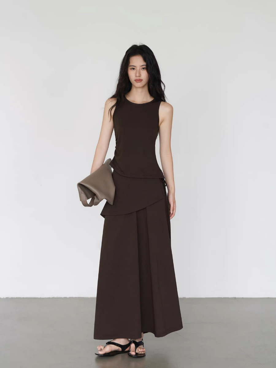 Khlo Round Neck Top & Skirt Set