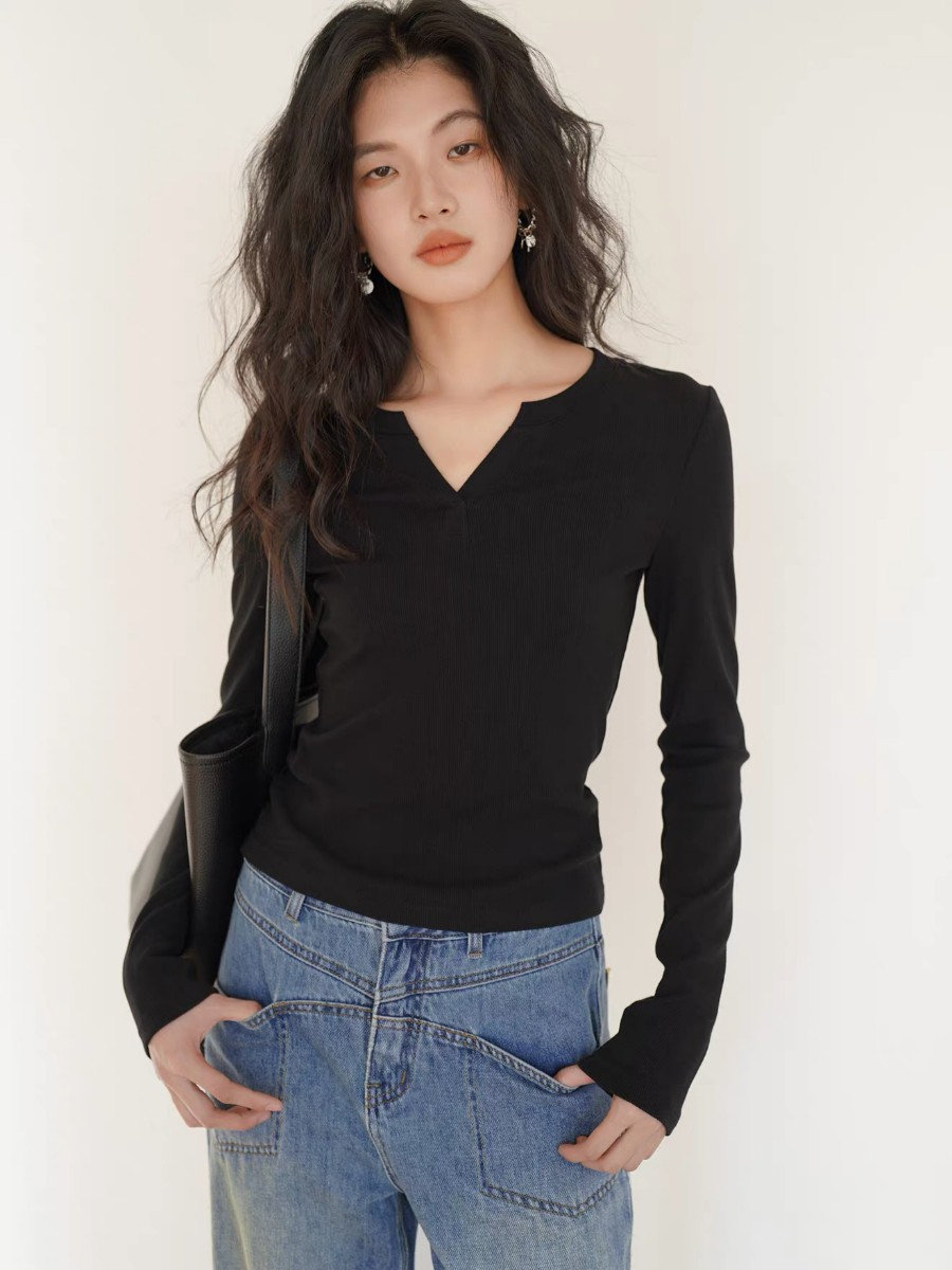 Ken Notch Neckline Long Sleeve Top